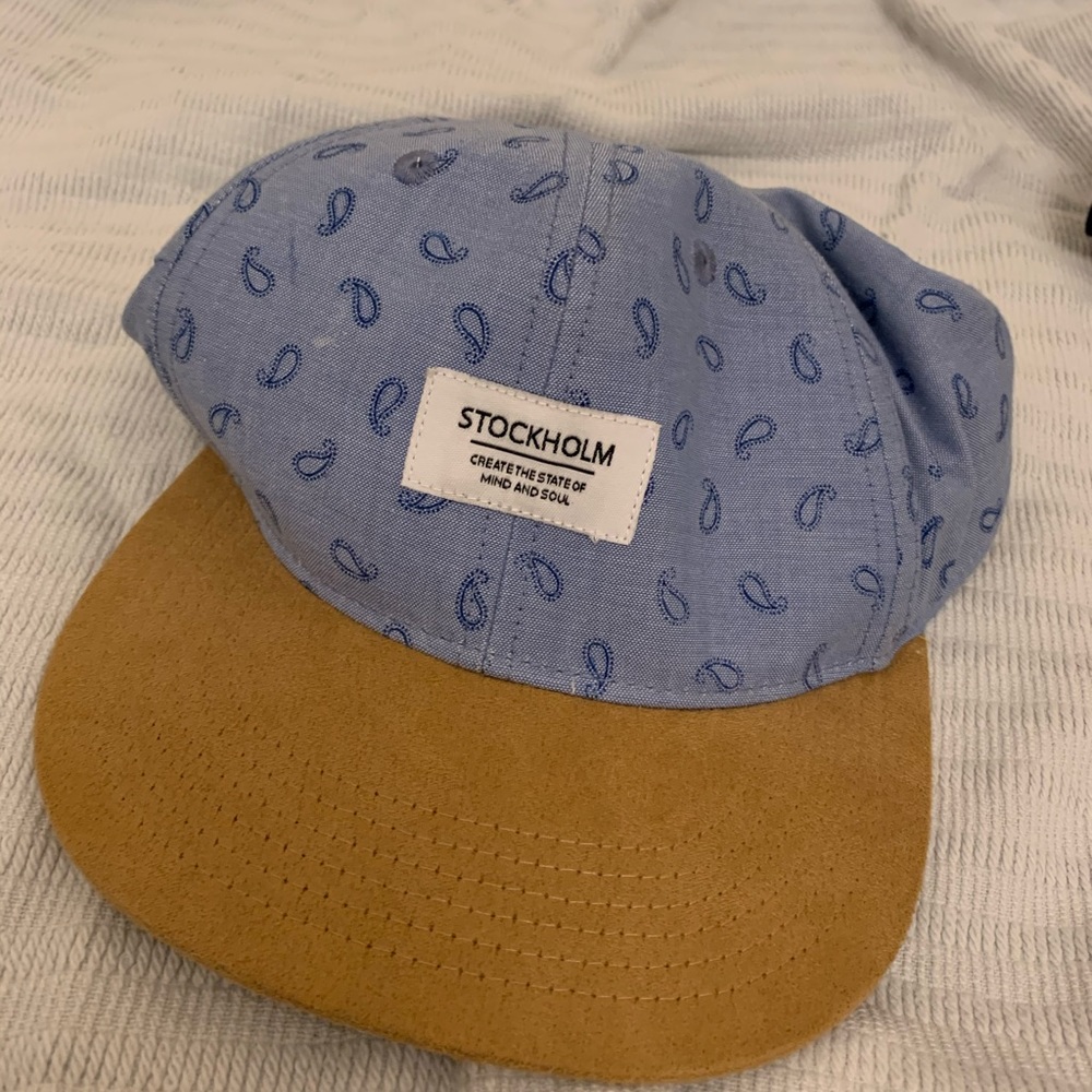 blue feather stockholm hat